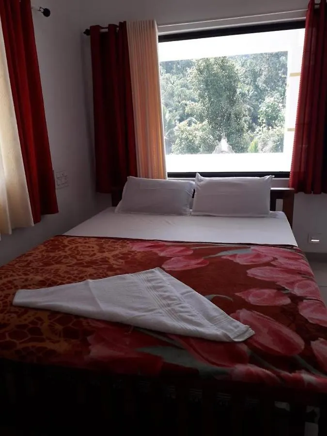 Munnar Falcuns Inn Homestay 0*,